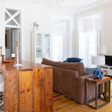 Apartman Plum Guide - The Nautilus