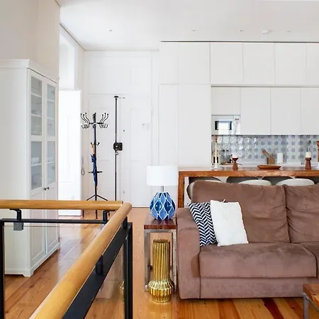 Apartment Plum Guide - The Nautilus